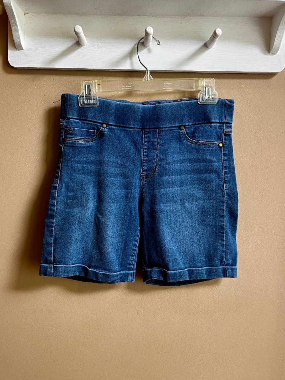 Liverpool The Walking Short Denim Pull On Stretch Jean Shorts Size 6/28